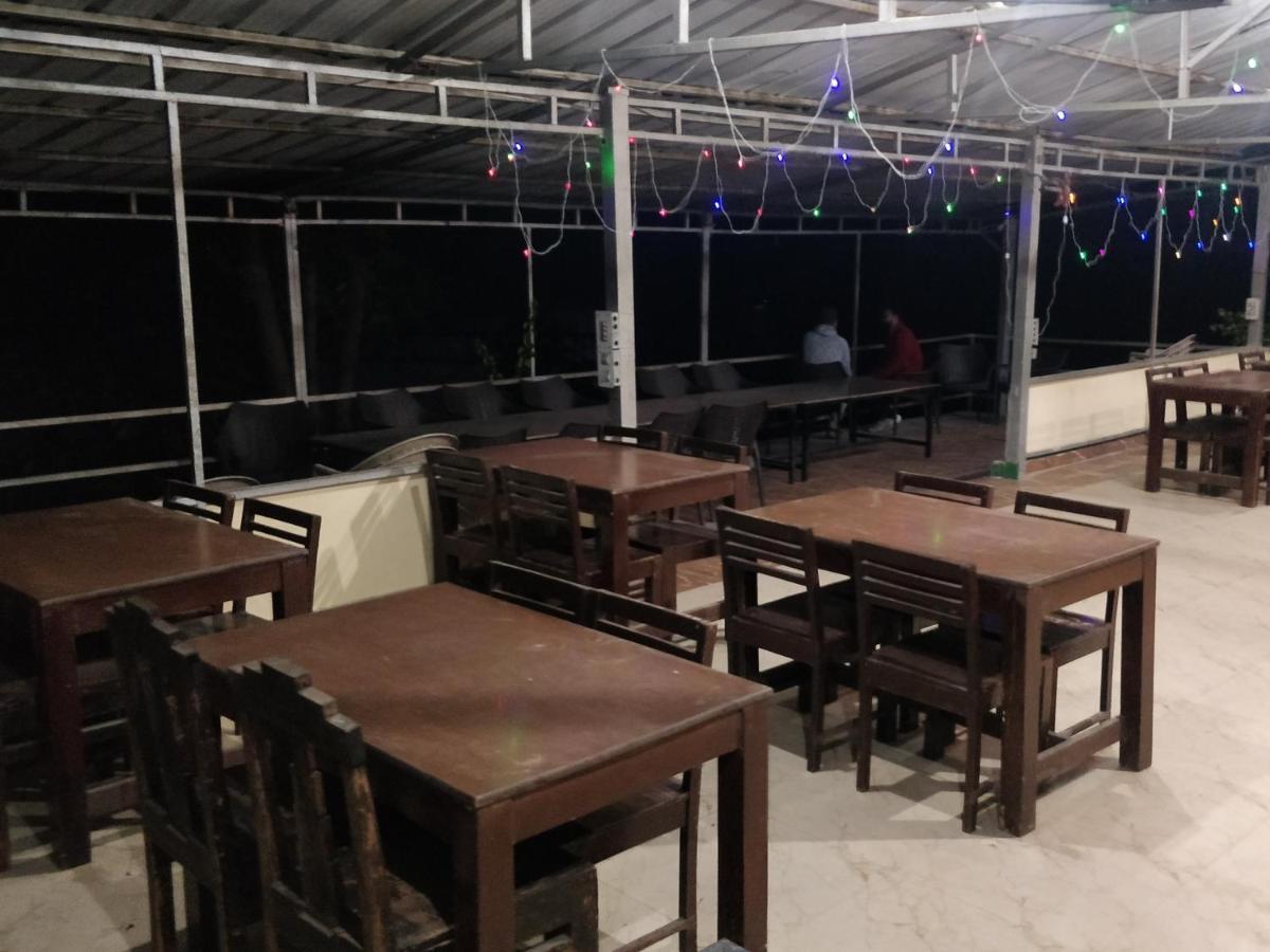 Hotel Camp High 5 Jayalgarh Dāngchura Exterior foto